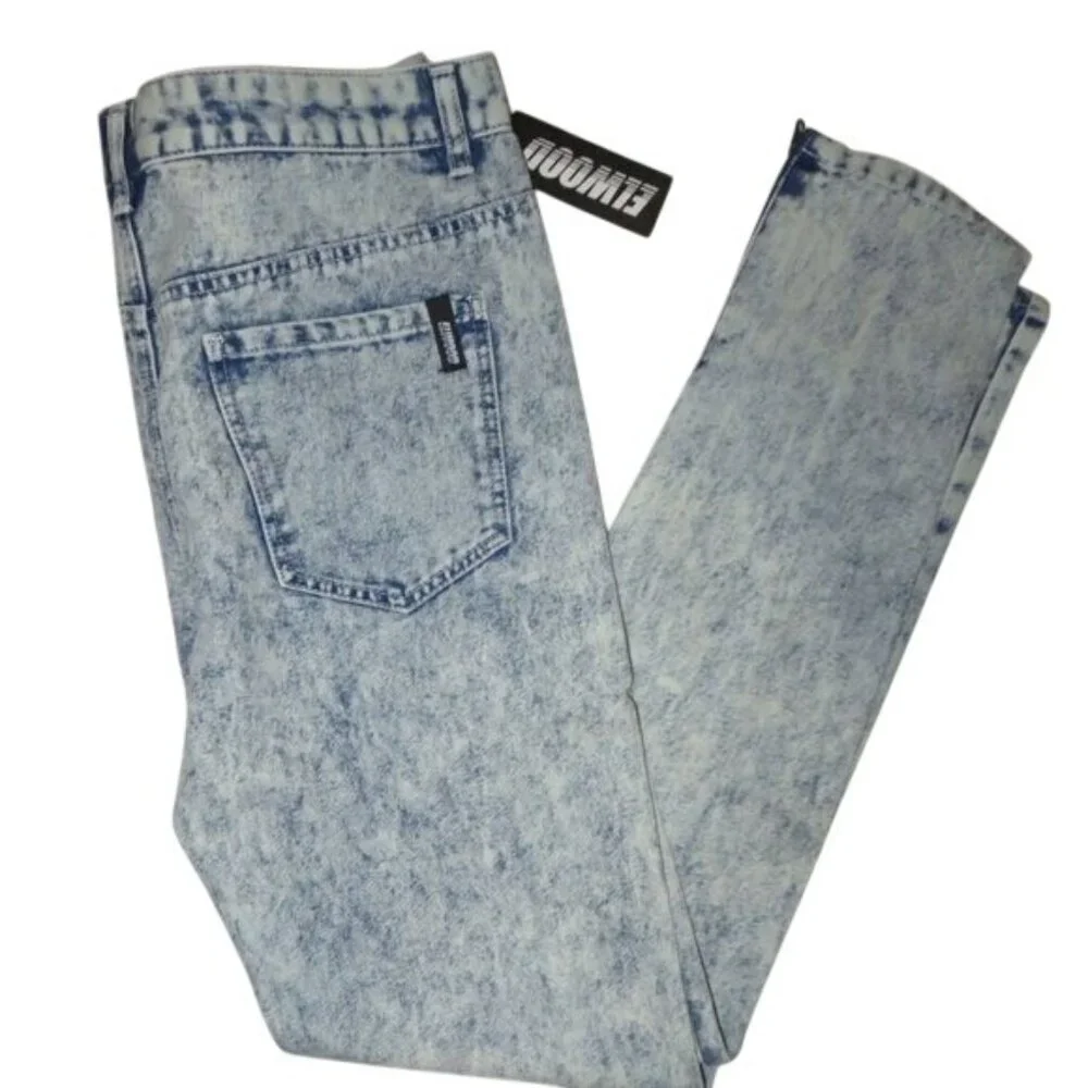 Elwood men skinny